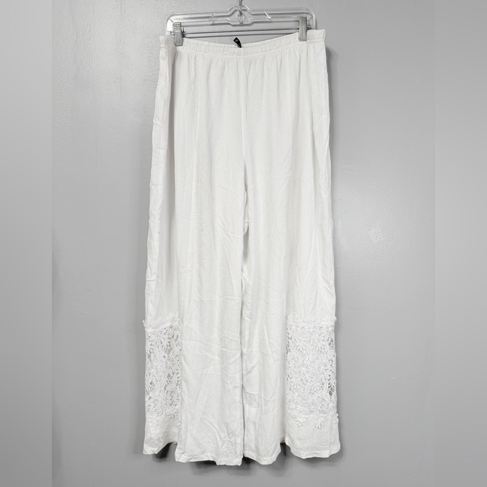#5)  New Directions White Lace Accent Wide Leg Pants with lining